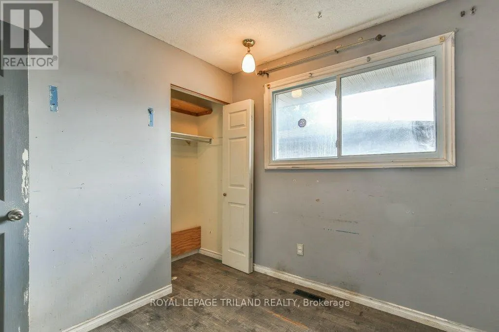26 PONDEROSA CRESCENT