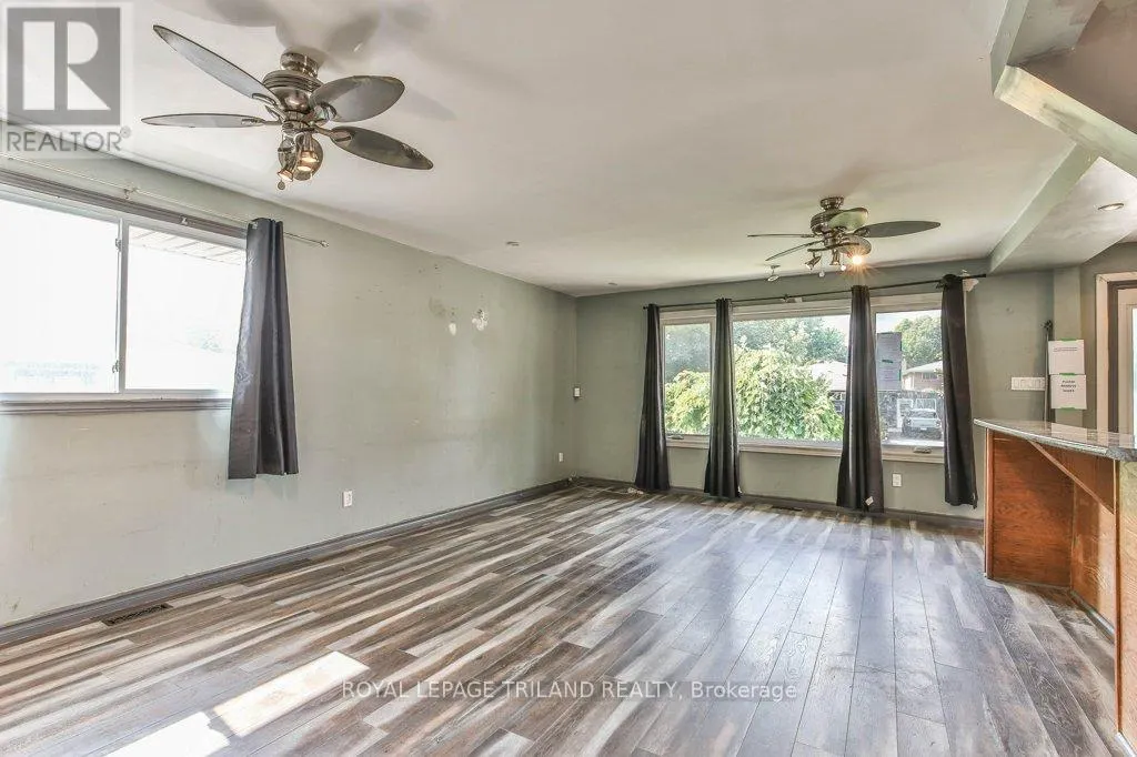 26 PONDEROSA CRESCENT