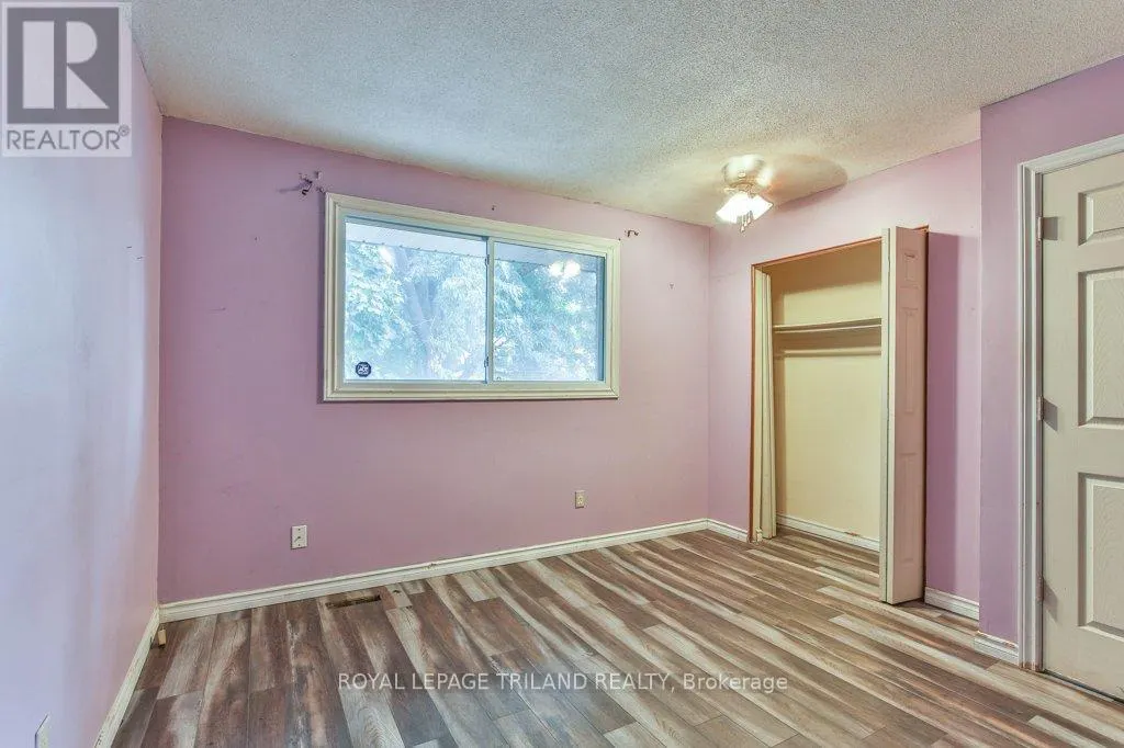 26 PONDEROSA CRESCENT