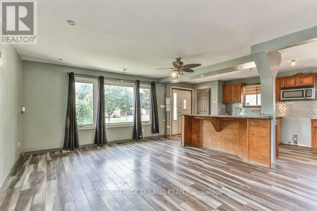 26 PONDEROSA CRESCENT