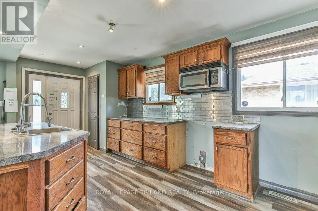 26 PONDEROSA CRESCENT