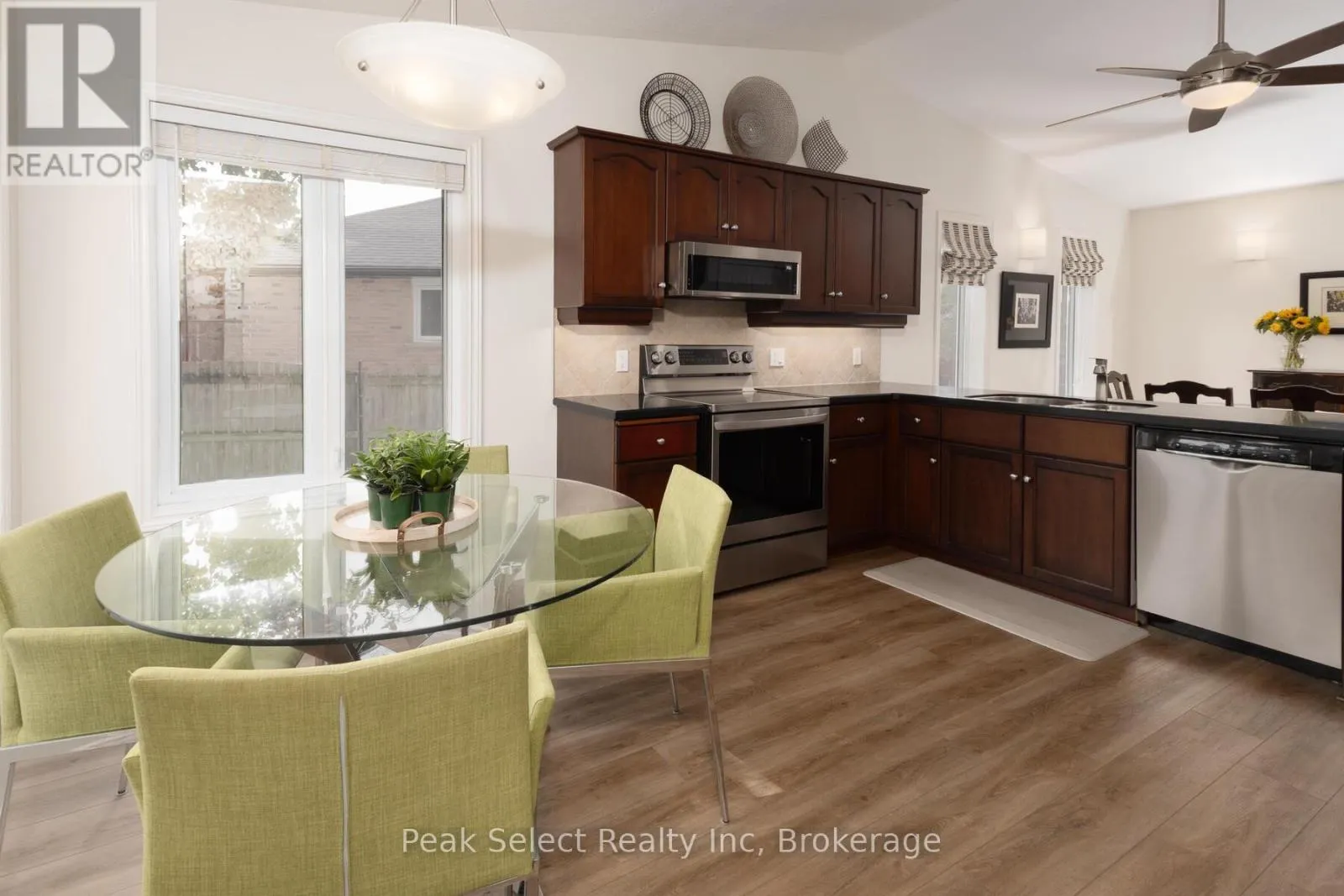 62 KILLORAN CRESCENT