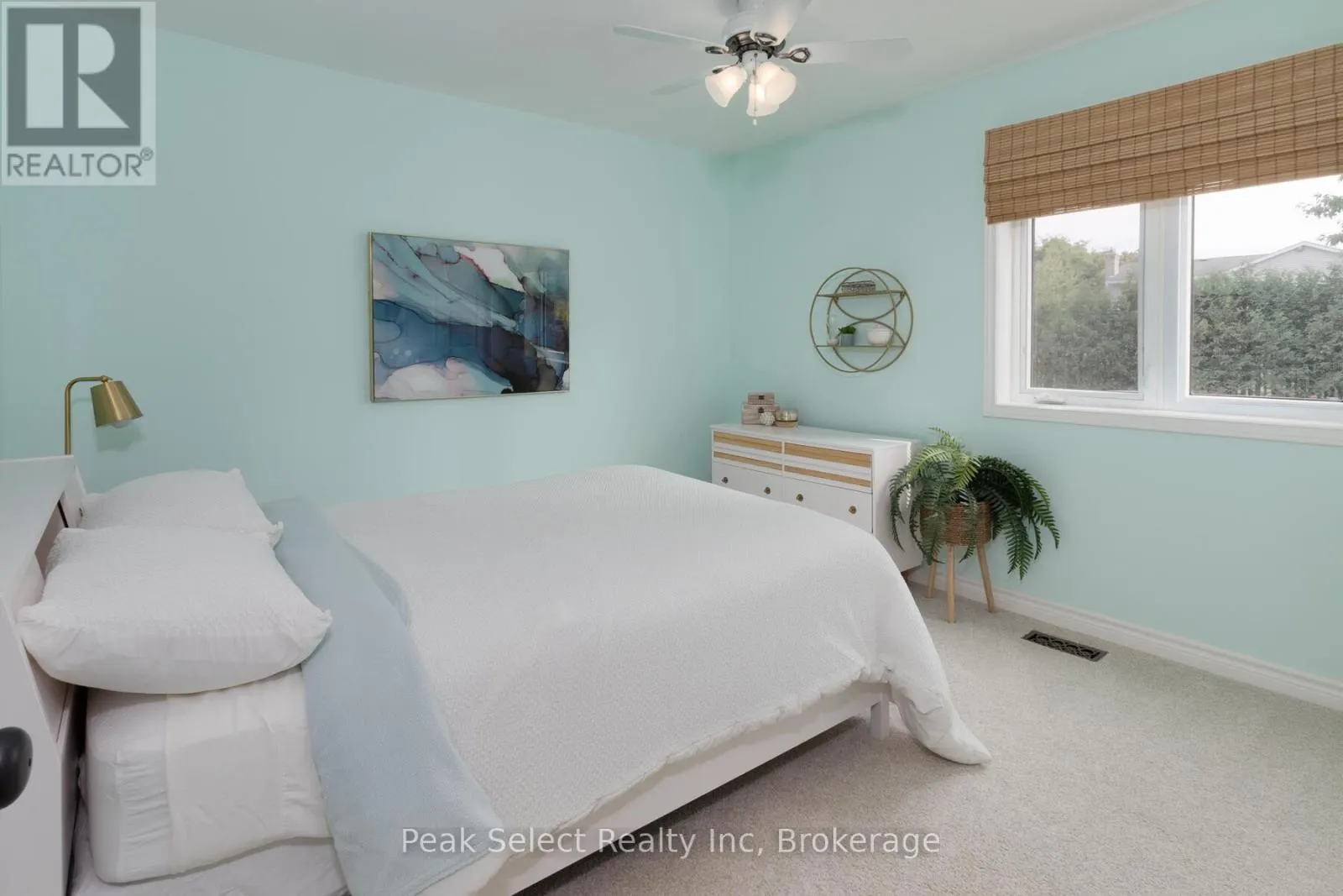 62 KILLORAN CRESCENT