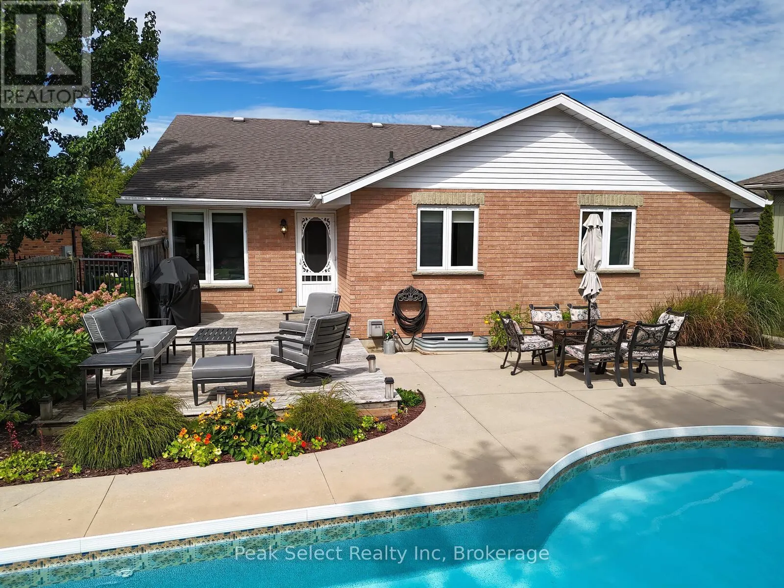 62 KILLORAN CRESCENT