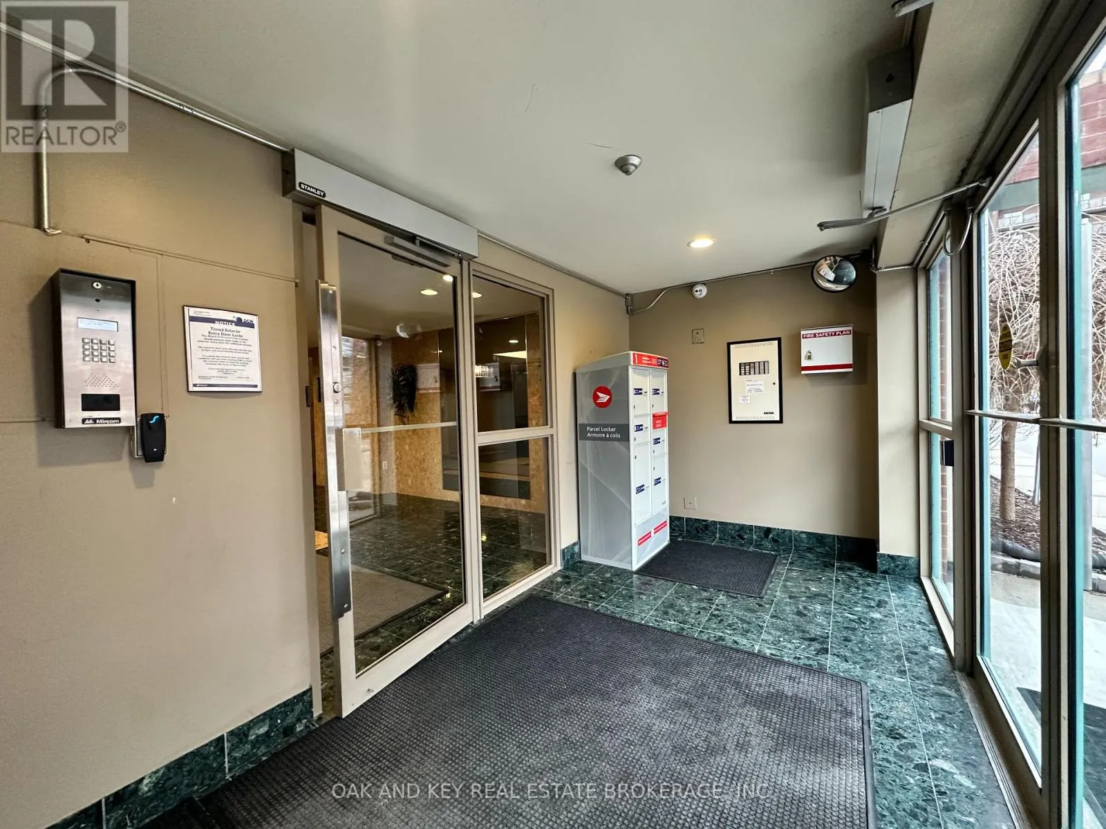 403 - 77 BASELINE ROAD W, #403