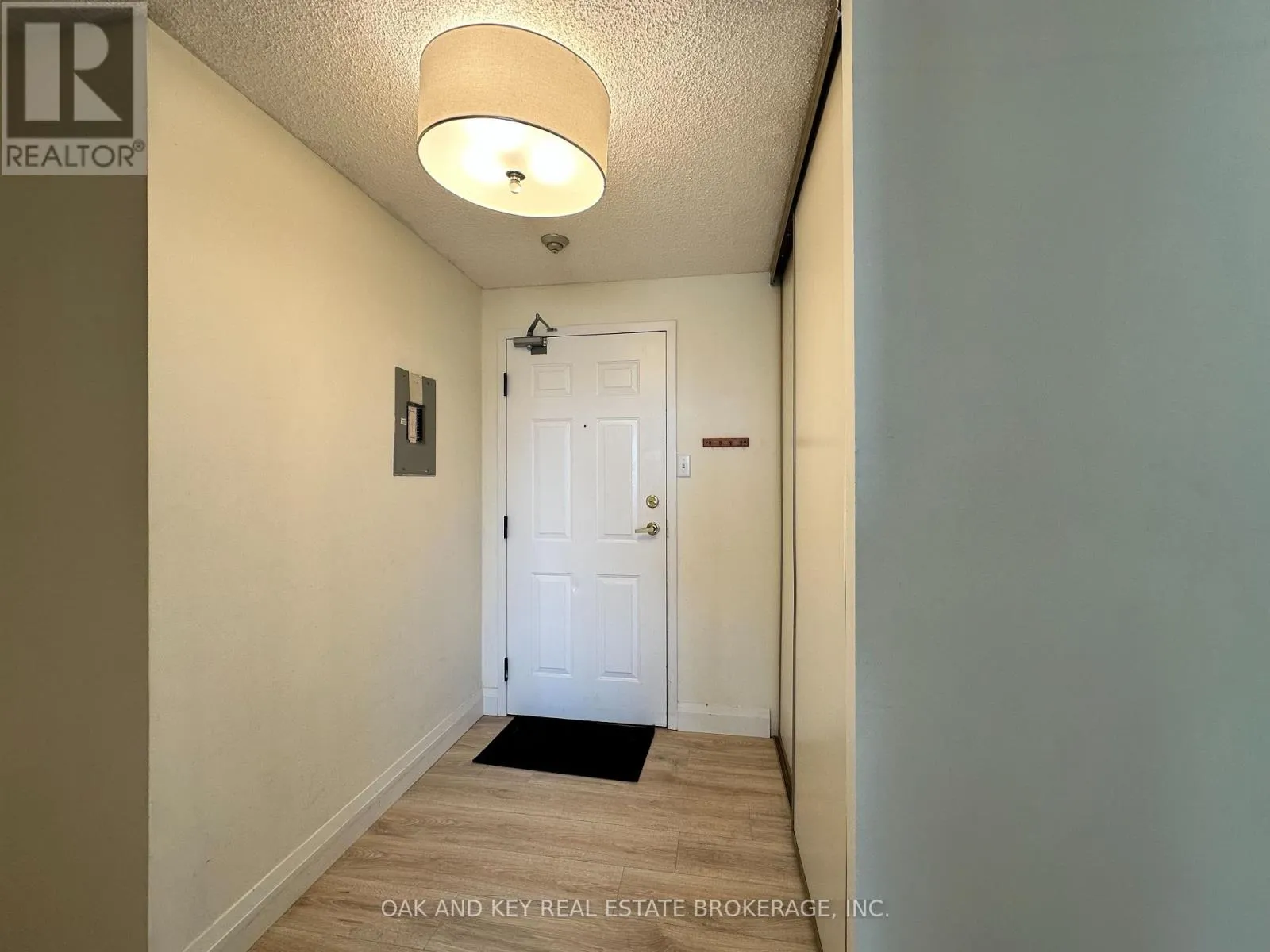 403 - 77 BASELINE ROAD W, #403