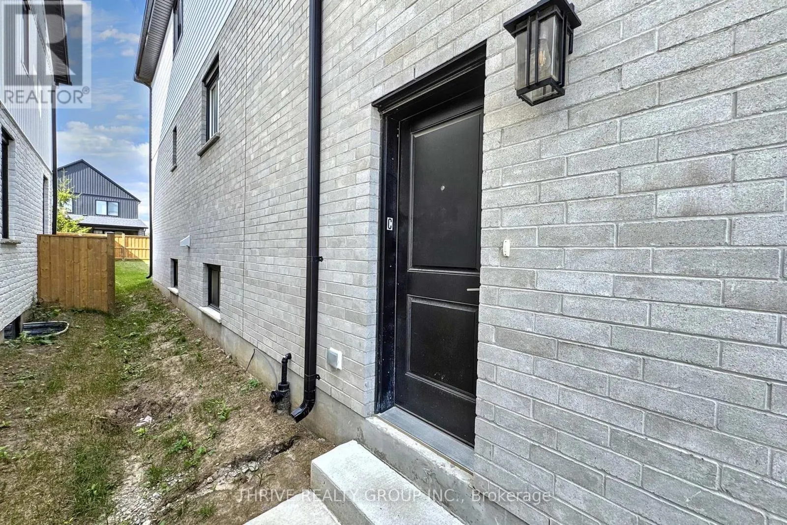C - 3867 PETALPATH WAY, #C