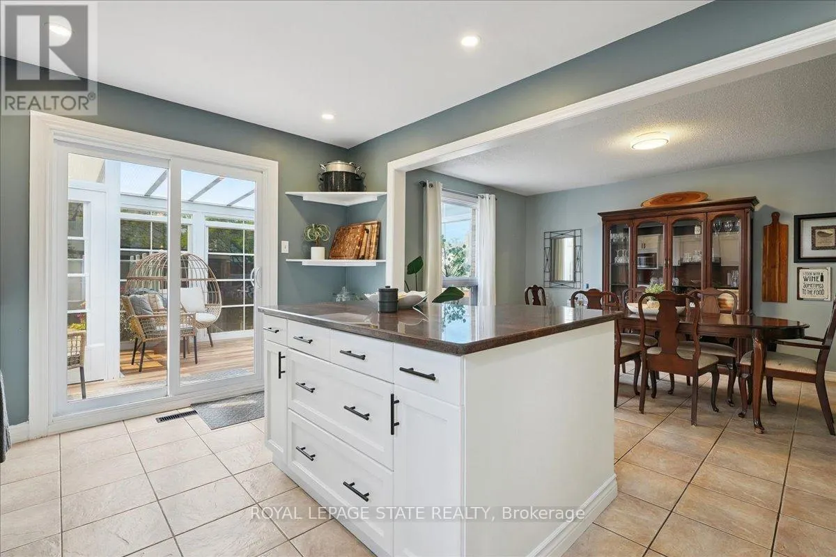 4577 ST VOLODYMYR CRESCENT