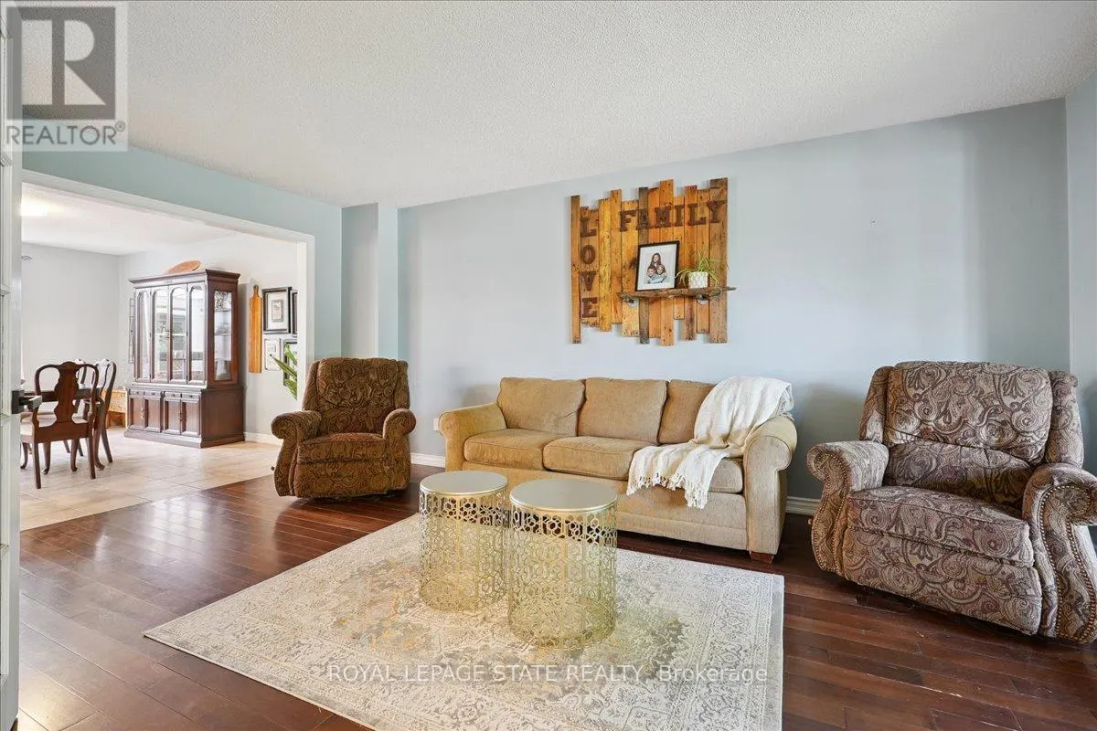 4577 ST VOLODYMYR CRESCENT