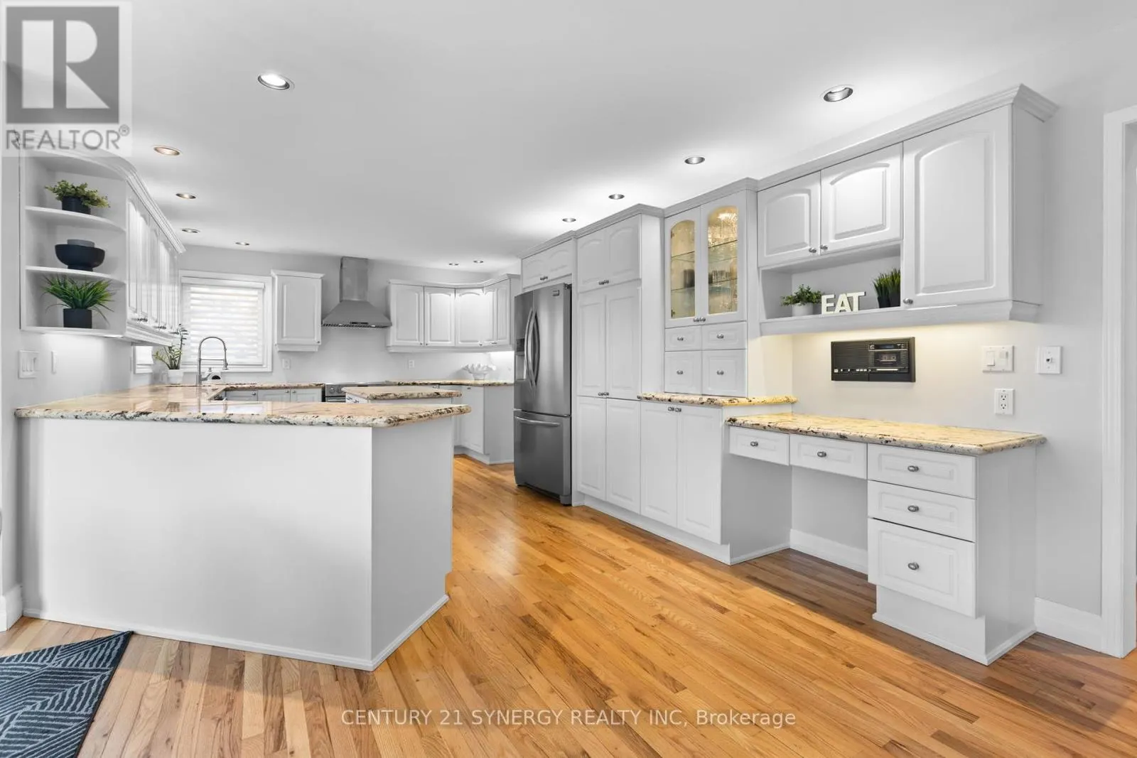 711 MERKLEY DRIVE