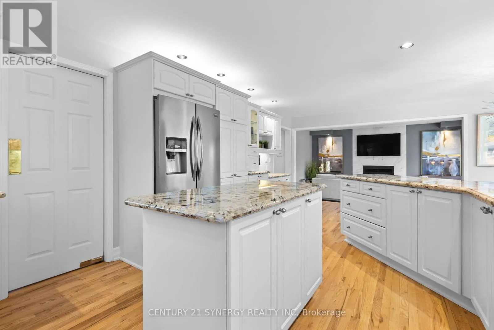 711 MERKLEY DRIVE