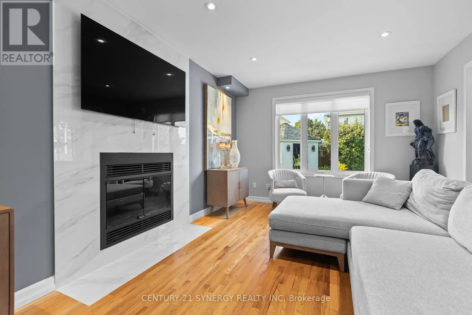 711 MERKLEY DRIVE