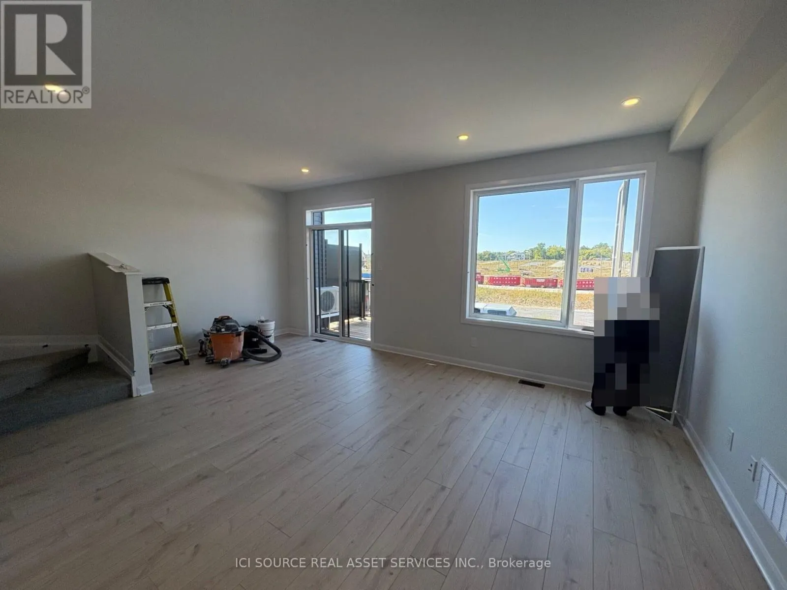 203 VISIONARY LANE