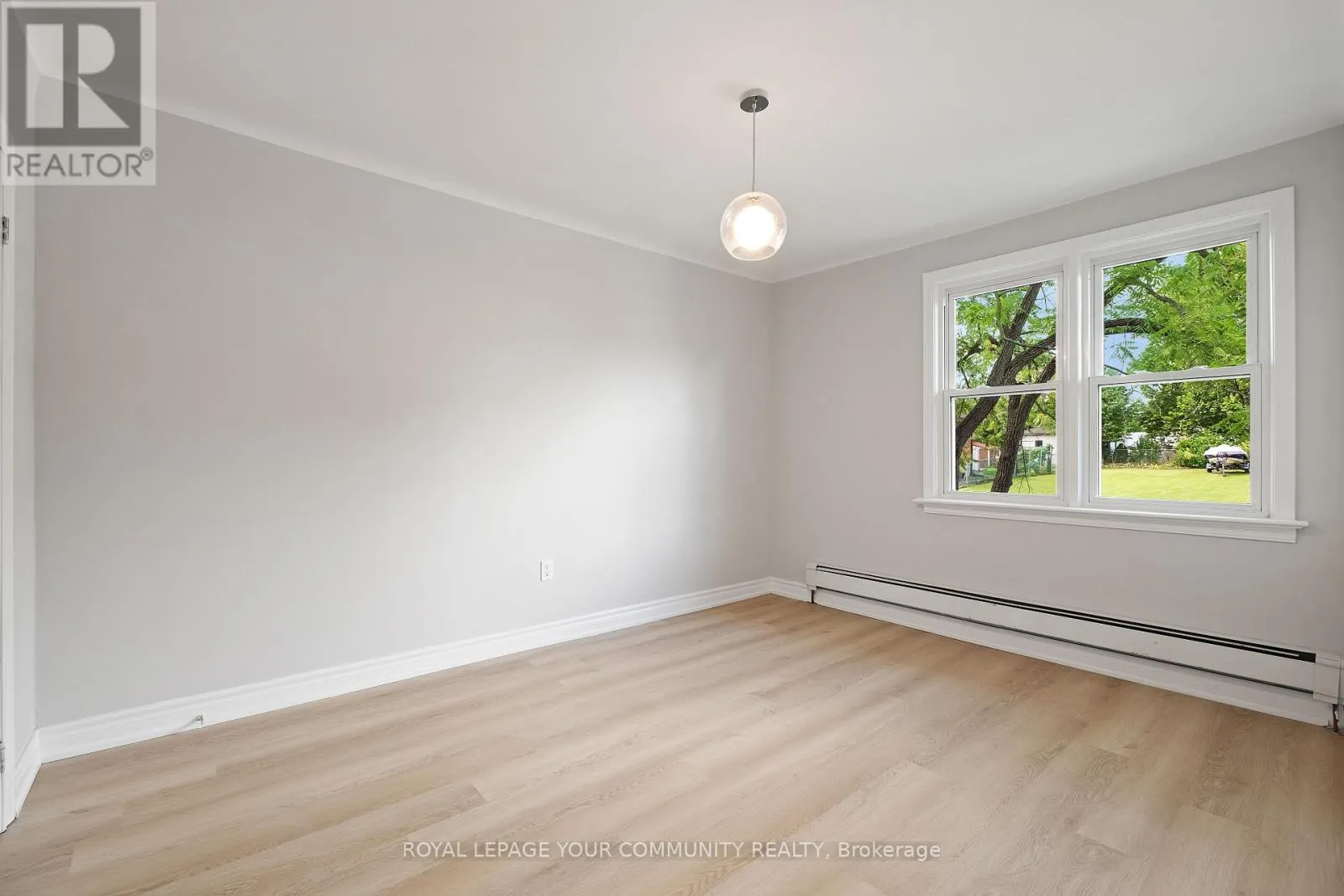 69 HILLVIEW ROAD
