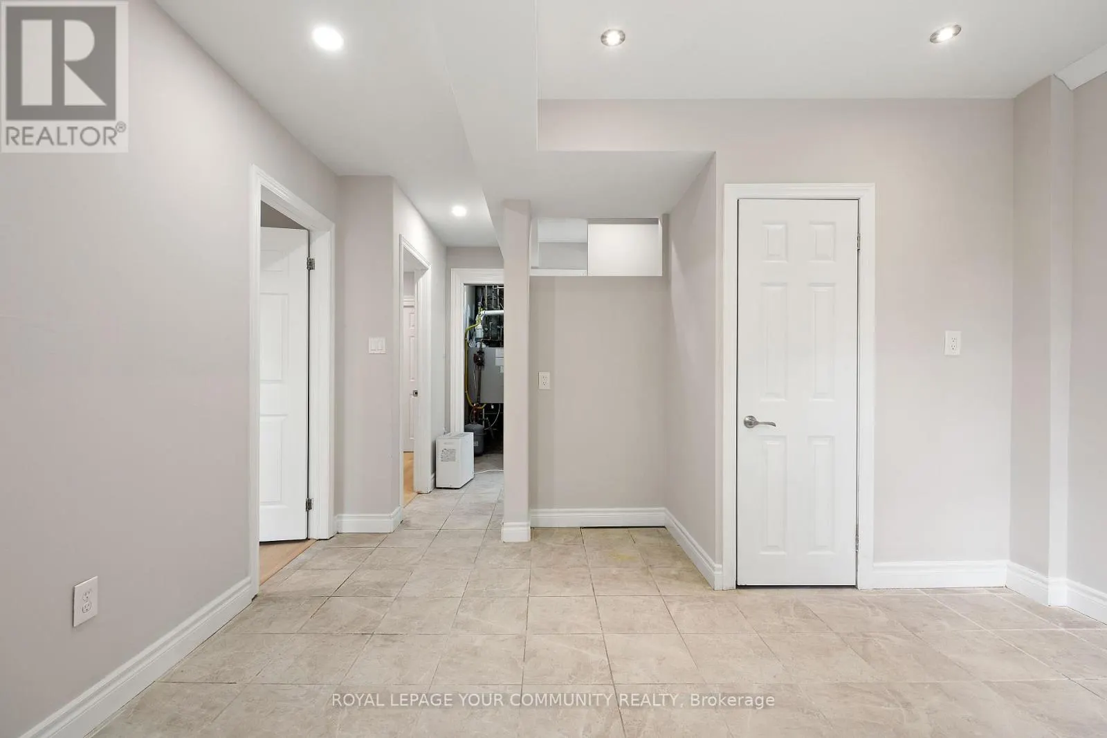 69 HILLVIEW ROAD