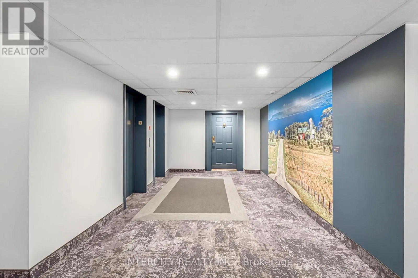 412 - 2555 3RD AVENUE W
