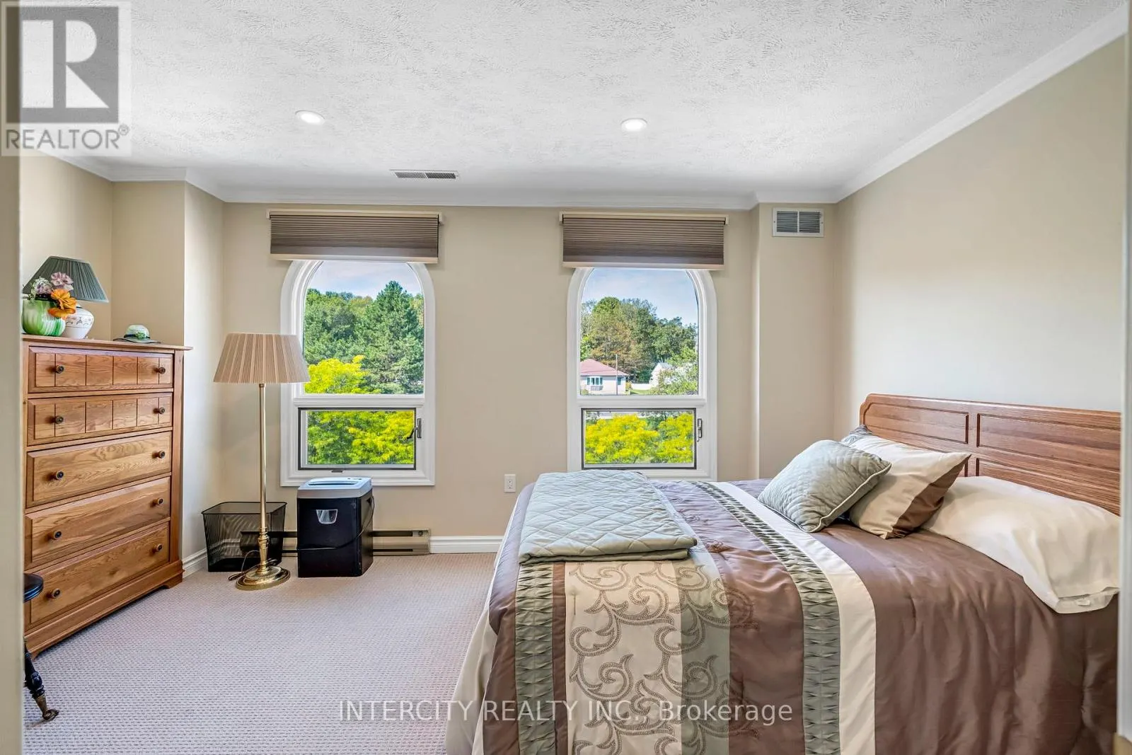 412 - 2555 3RD AVENUE W