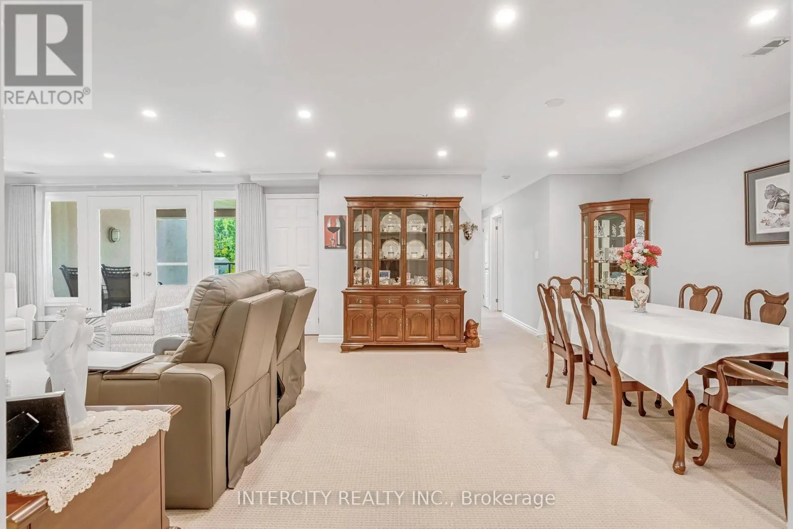 412 - 2555 3RD AVENUE W