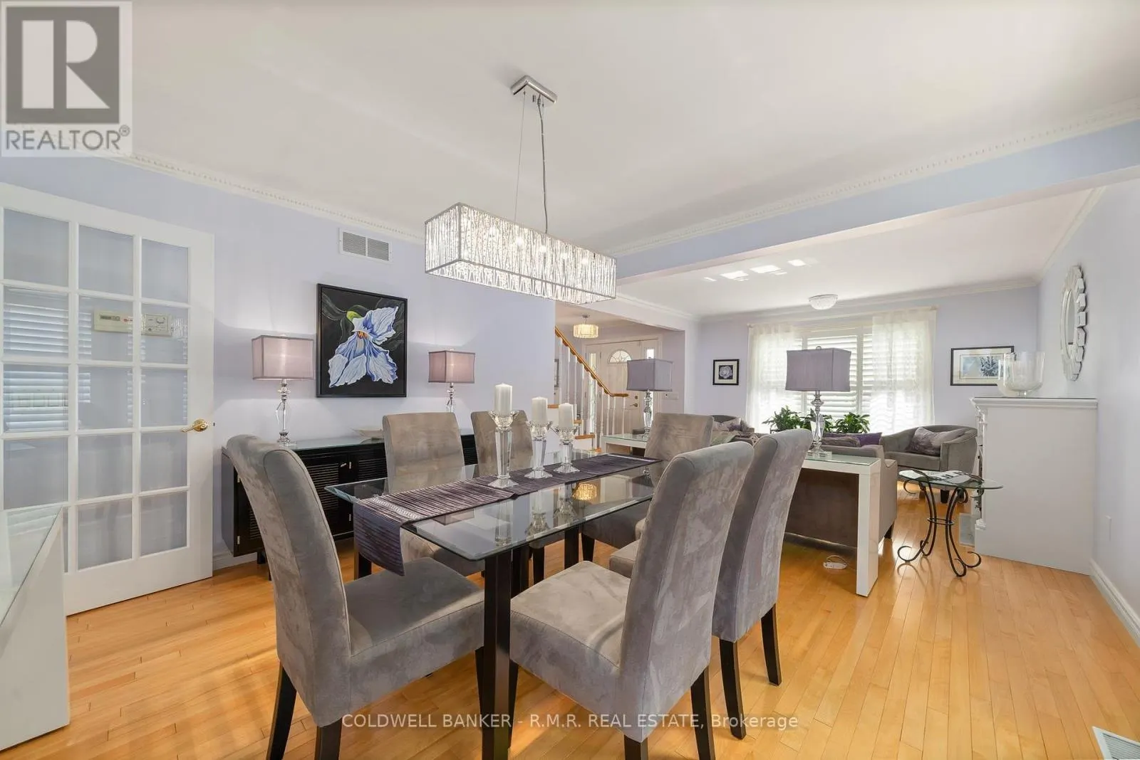 33 LINDWAY PLACE