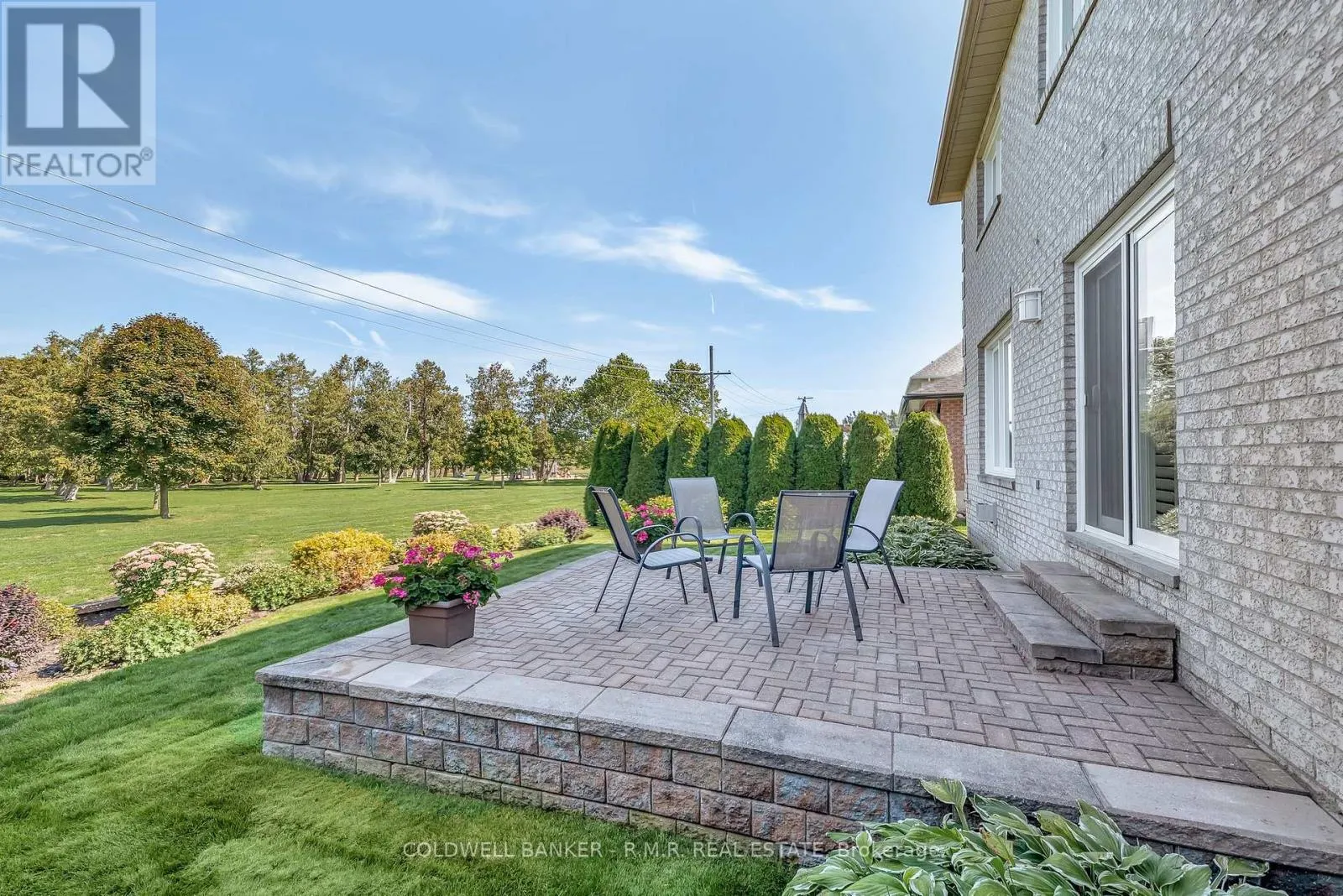 33 LINDWAY PLACE