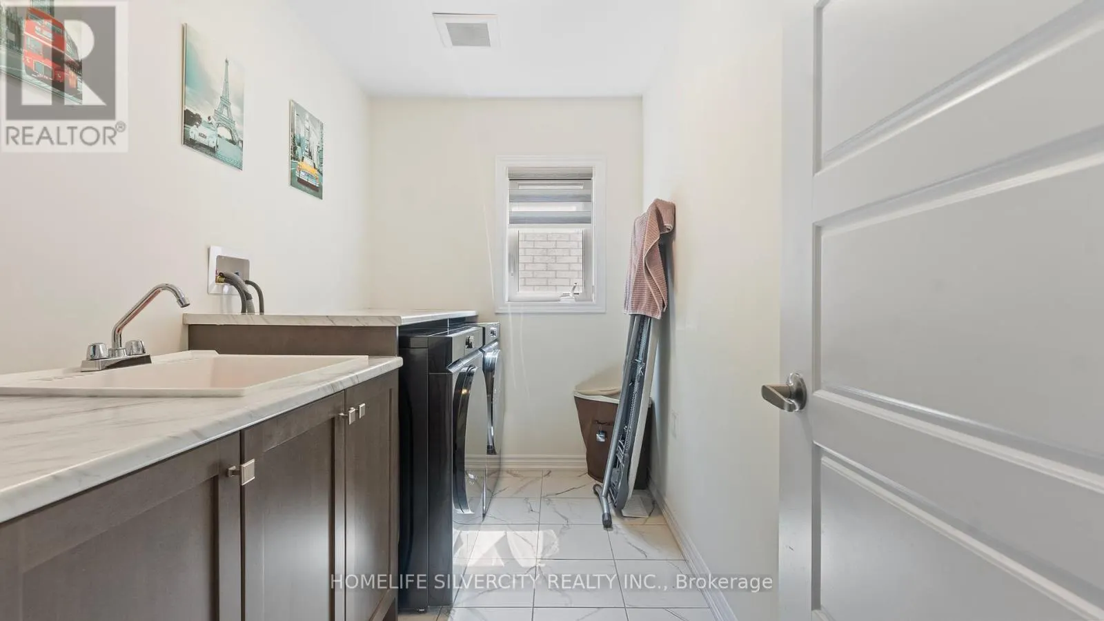 29 BEE CRESCENT