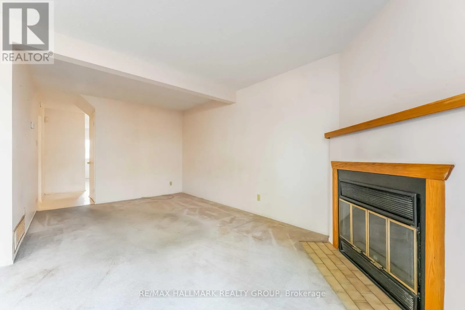 447 CANOTIA PLACE
