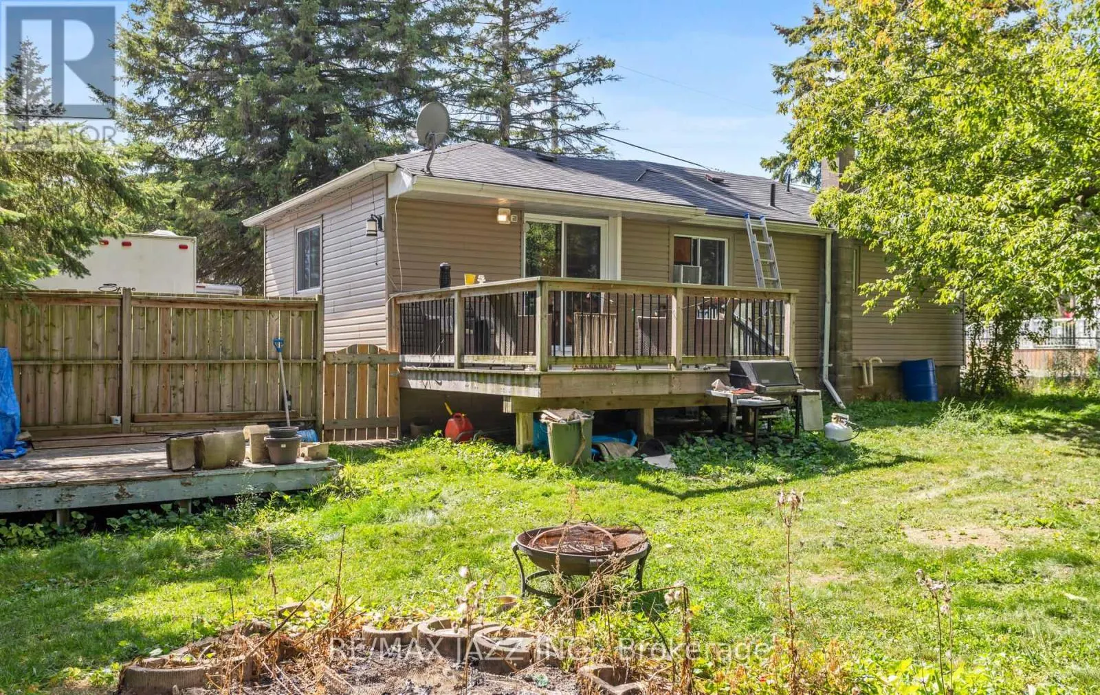 34 FAWCETTE AVENUE