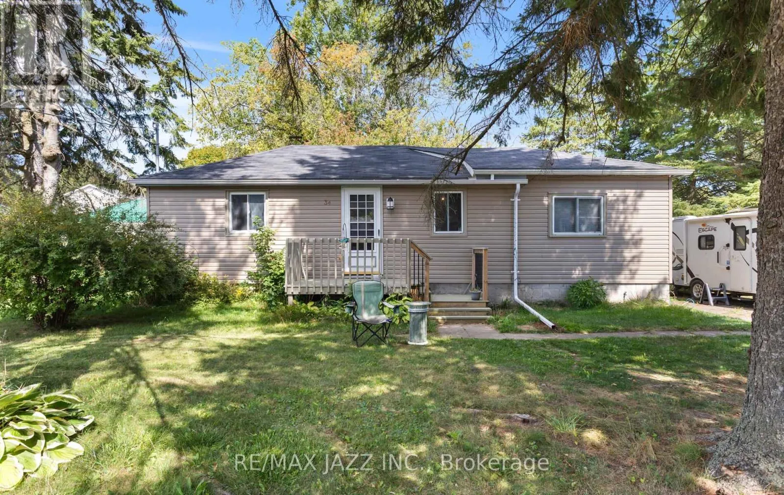 34 FAWCETTE AVENUE