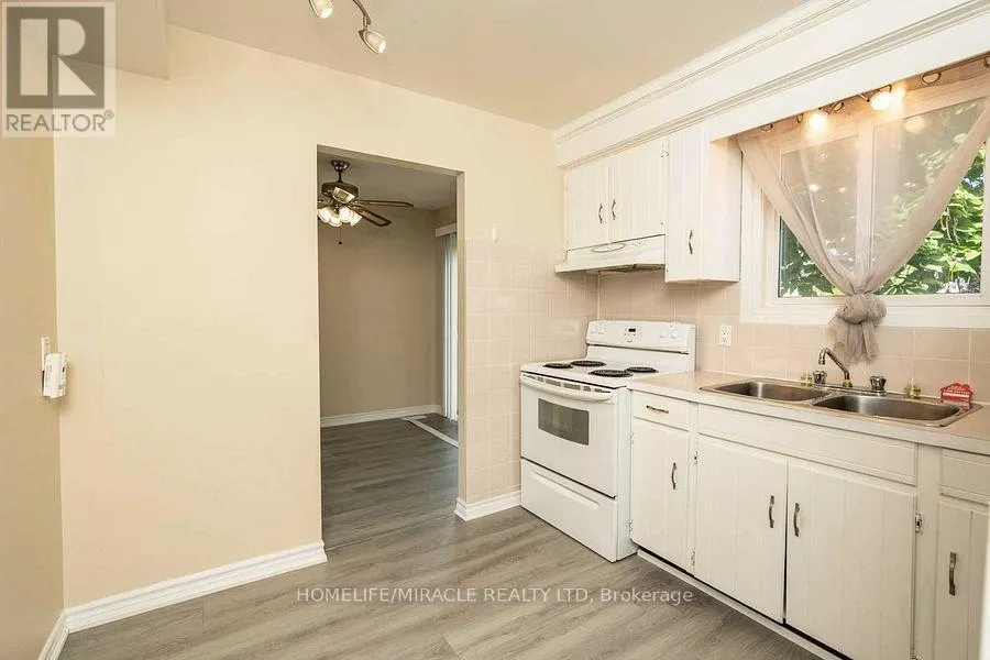 76 MANLEY CRESCENT