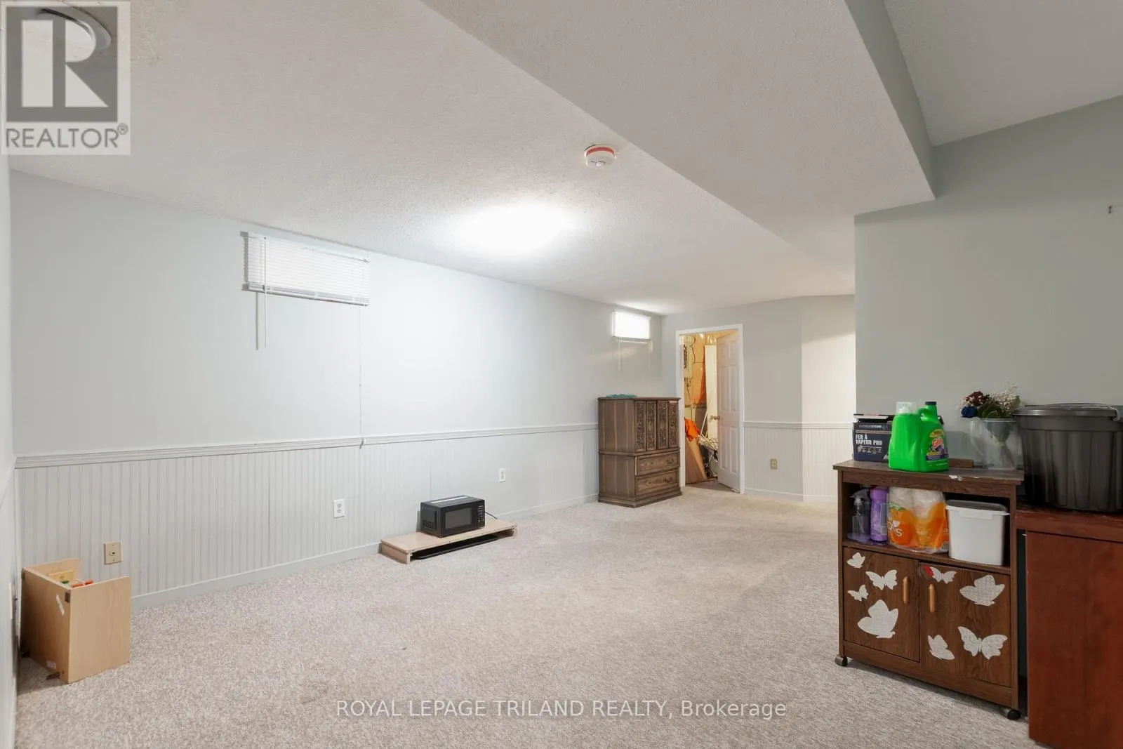 26 REDWOOD LANE