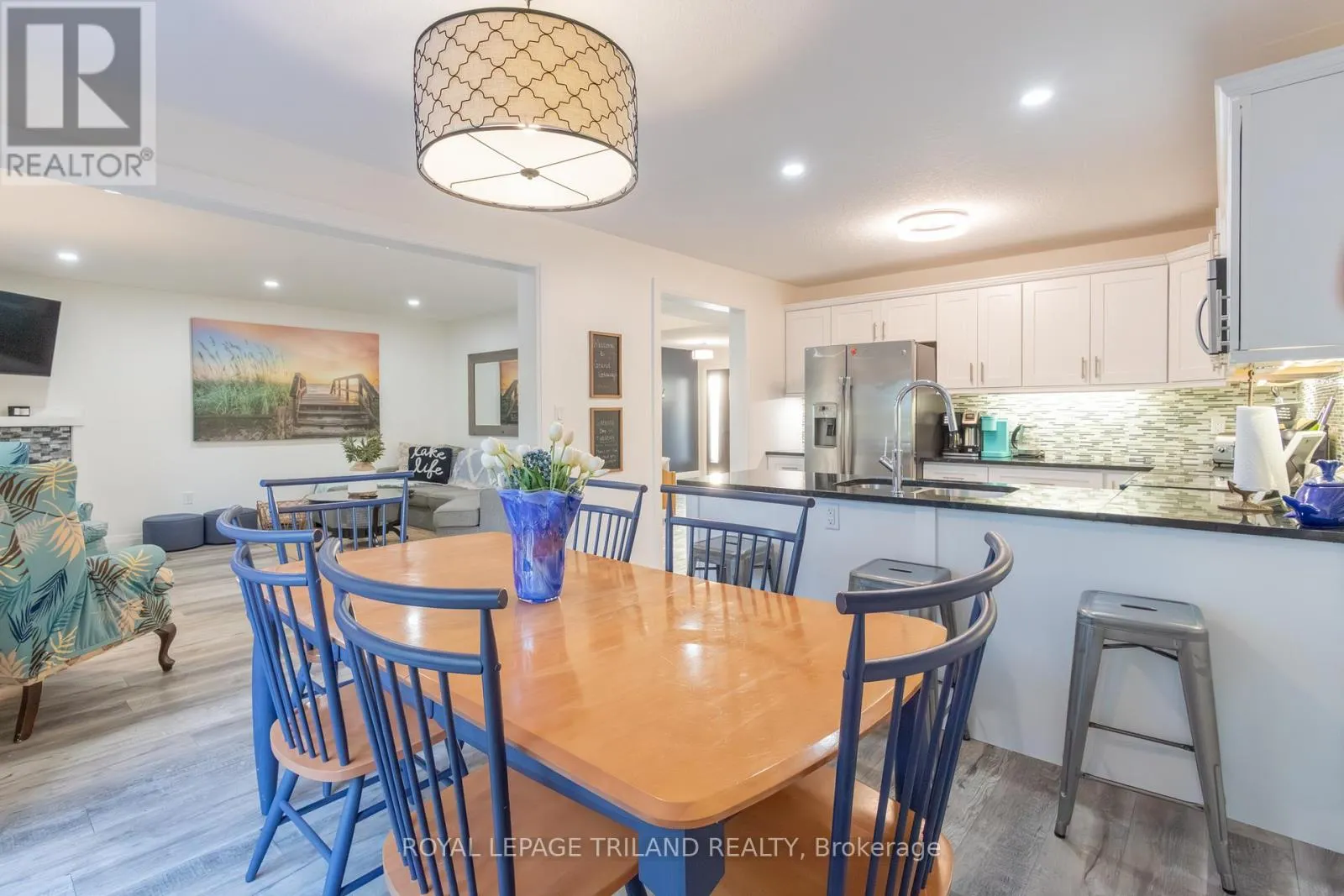 22 WONDERGROVE COURT