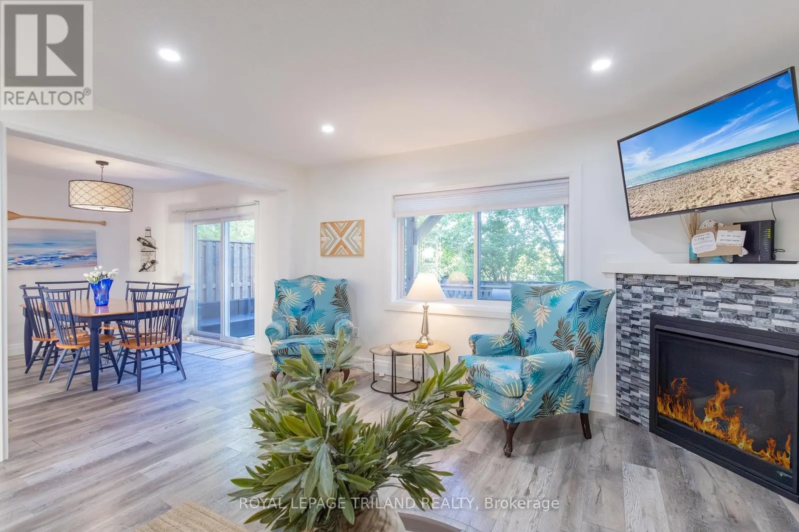 22 WONDERGROVE COURT