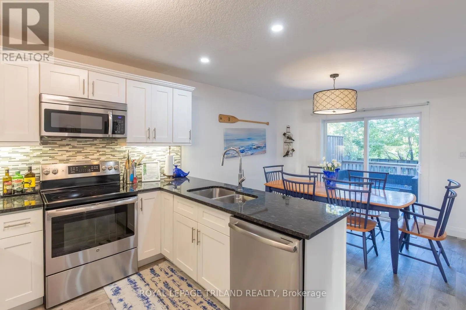 22 WONDERGROVE COURT