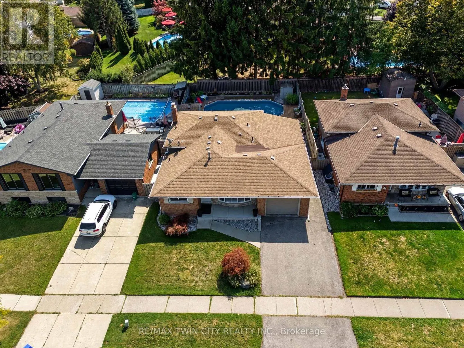 46 ASHGROVE AVENUE
