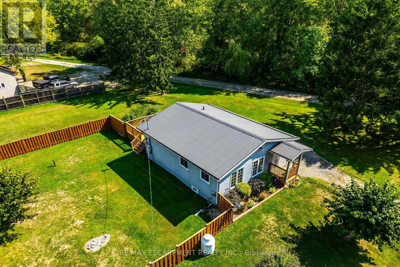 8 DOWNEY ROAD