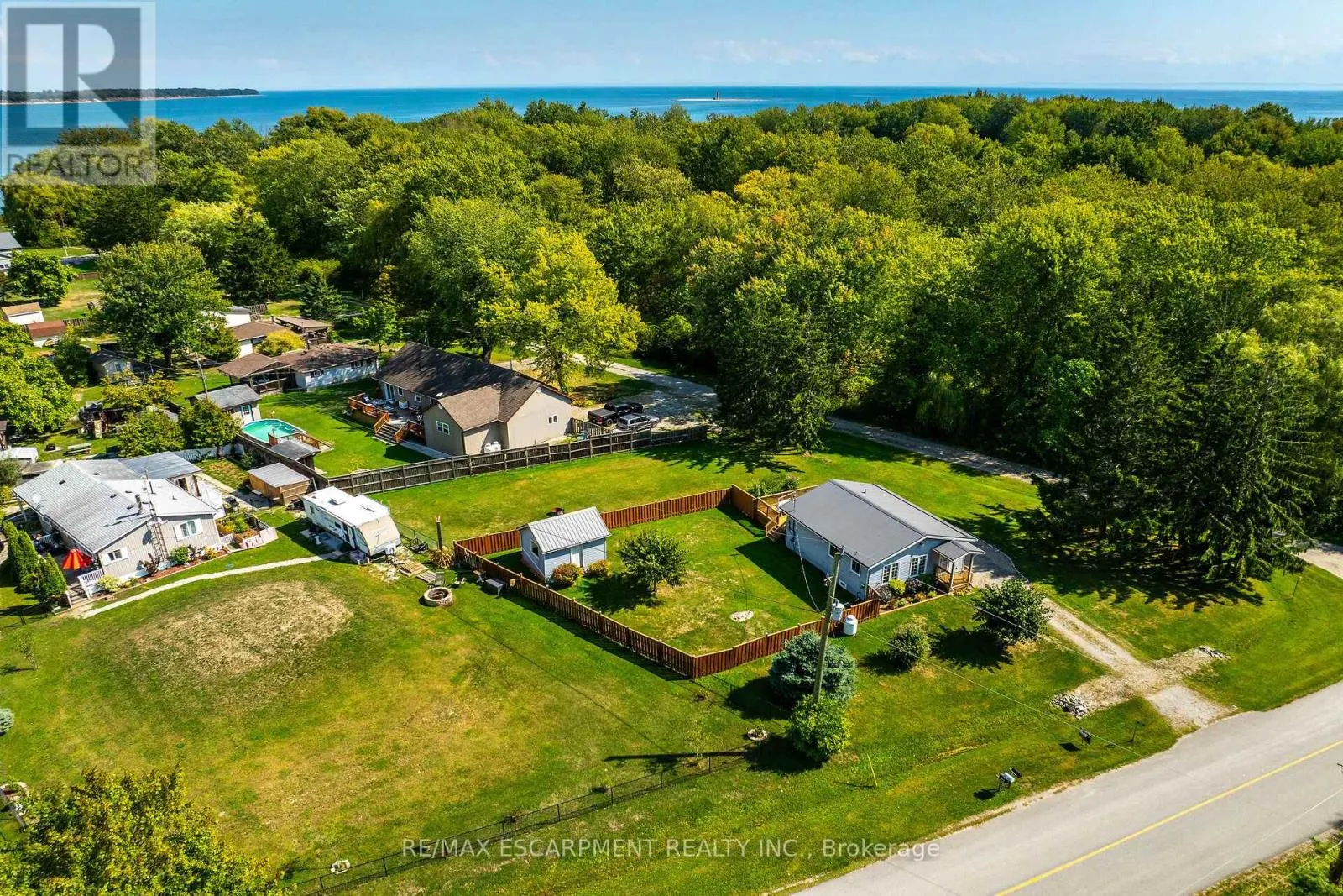 8 DOWNEY ROAD