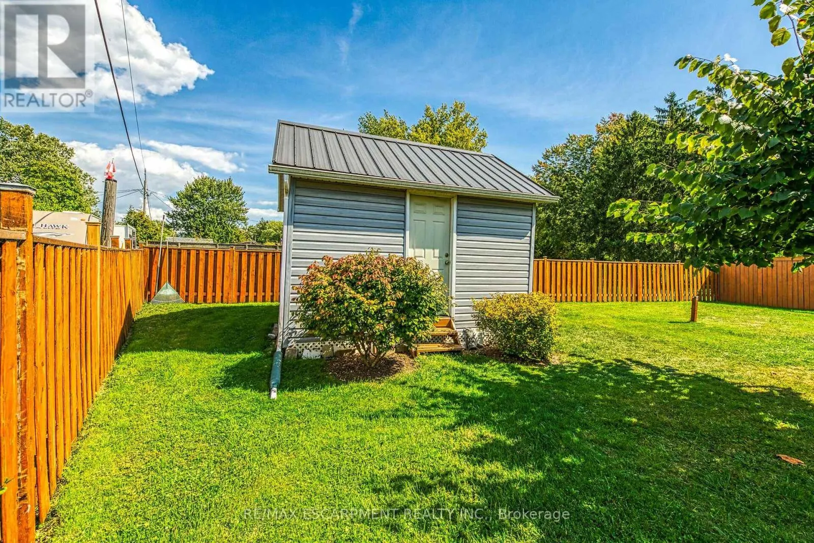 8 DOWNEY ROAD