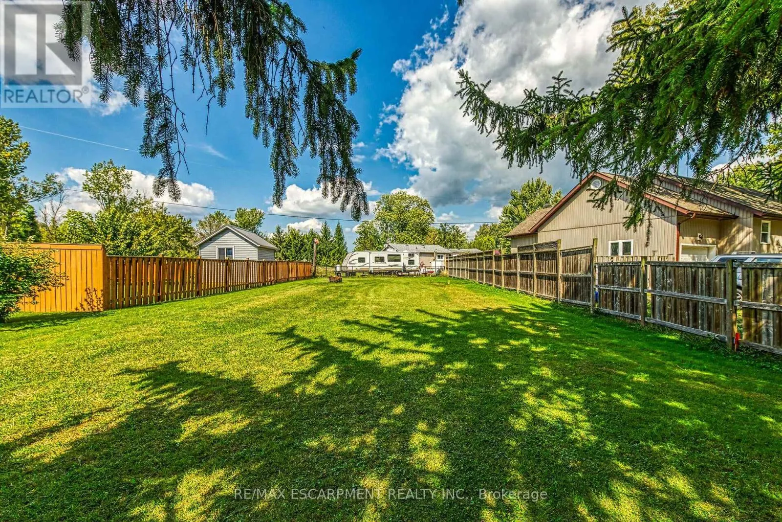 8 DOWNEY ROAD