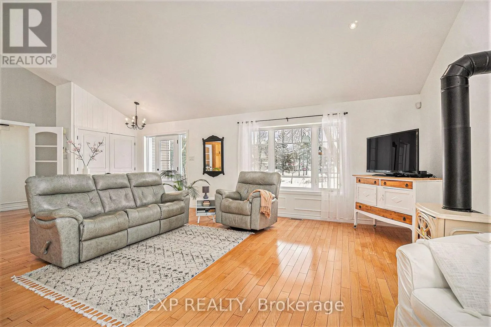 1508 ST ANDRE ROAD