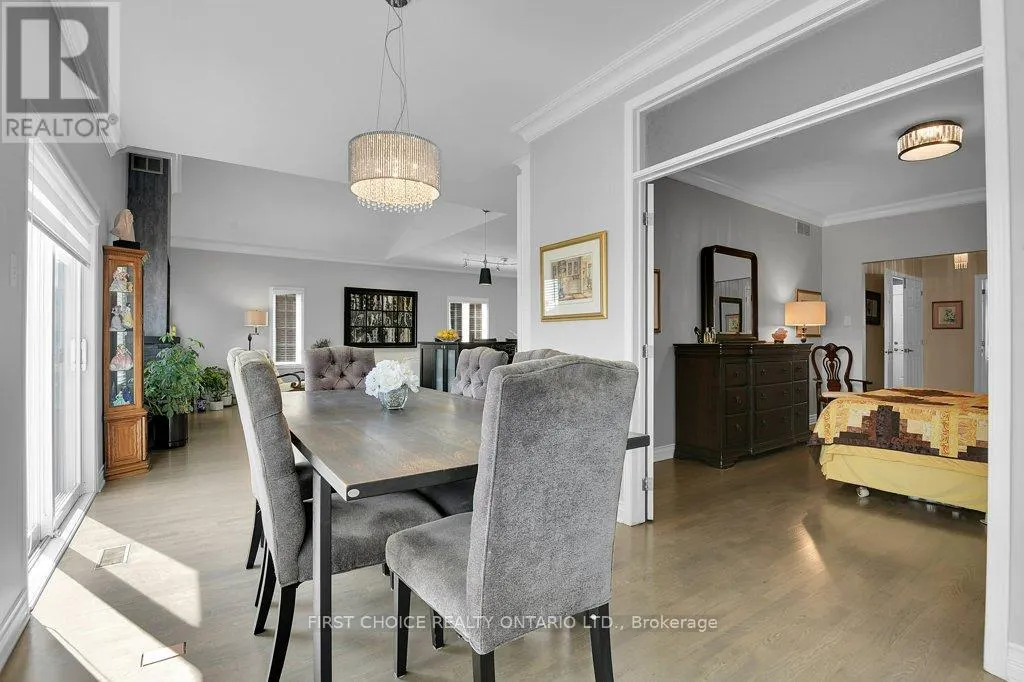 12 KINMOUNT PRIVATE