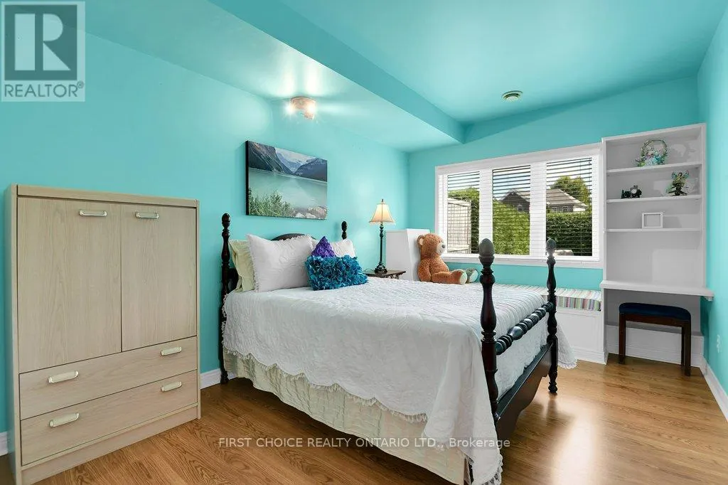 12 KINMOUNT PRIVATE