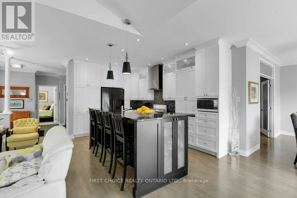 12 KINMOUNT PRIVATE