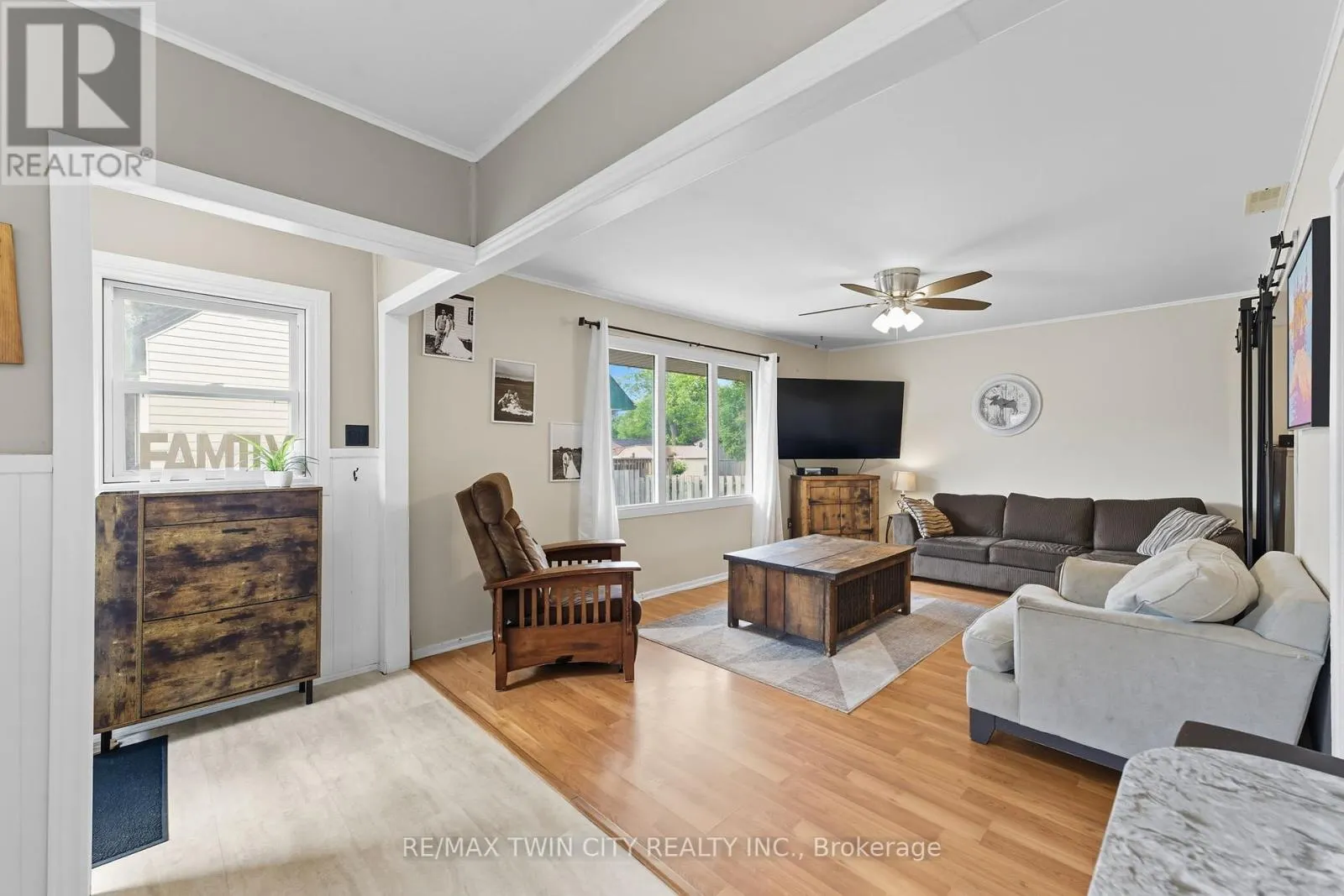 351 GRAND RIVER AVENUE