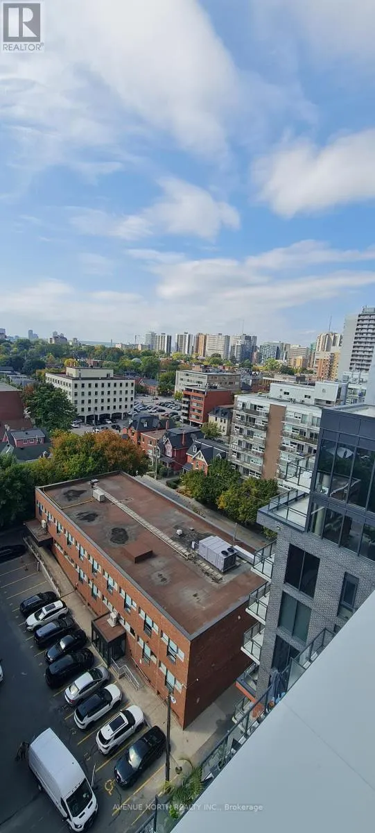 717 - 10 JAMES STREET