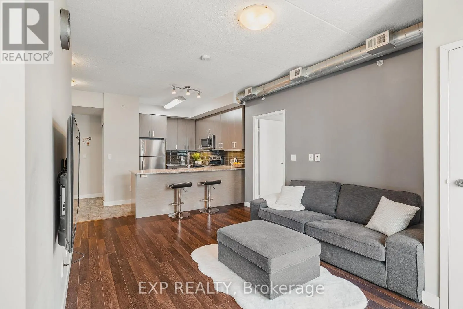 H302 - 62 BALSAM STREET
