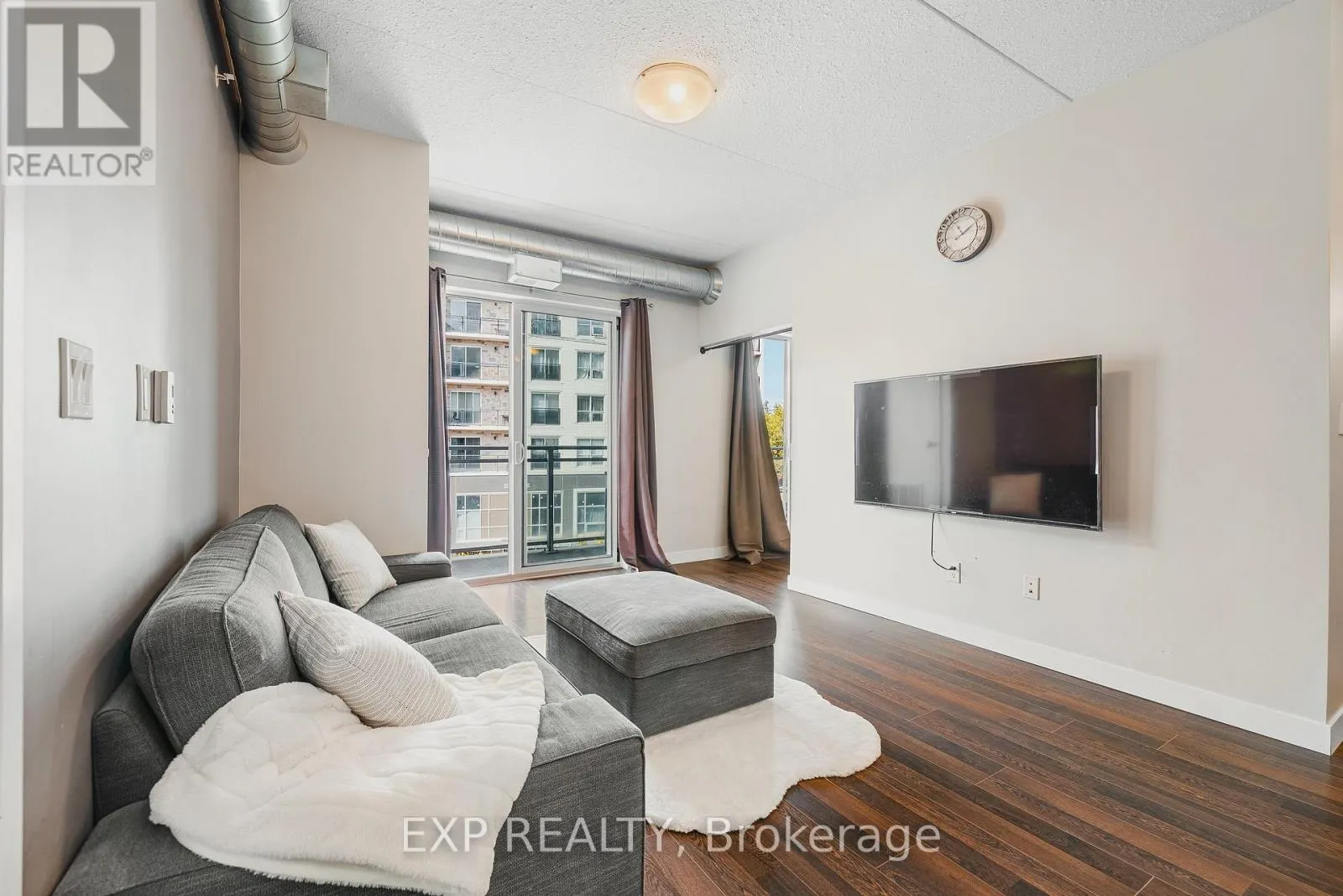 H302 - 62 BALSAM STREET