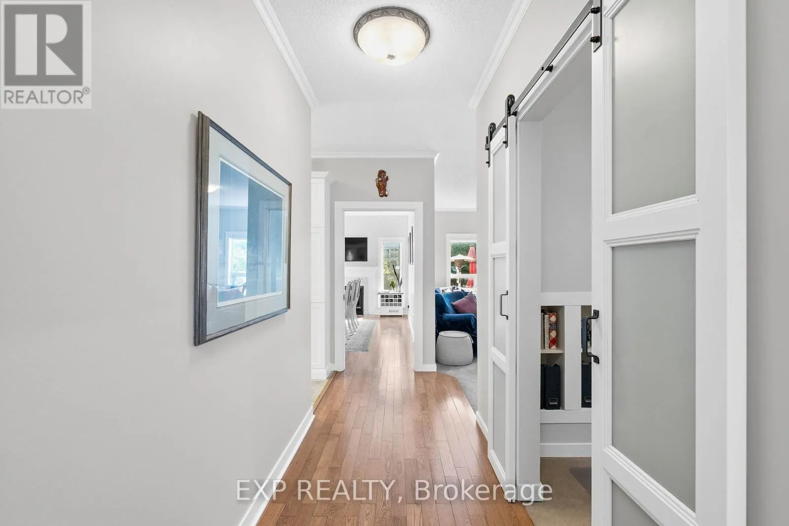 18 GOLDERS GREEN LANE