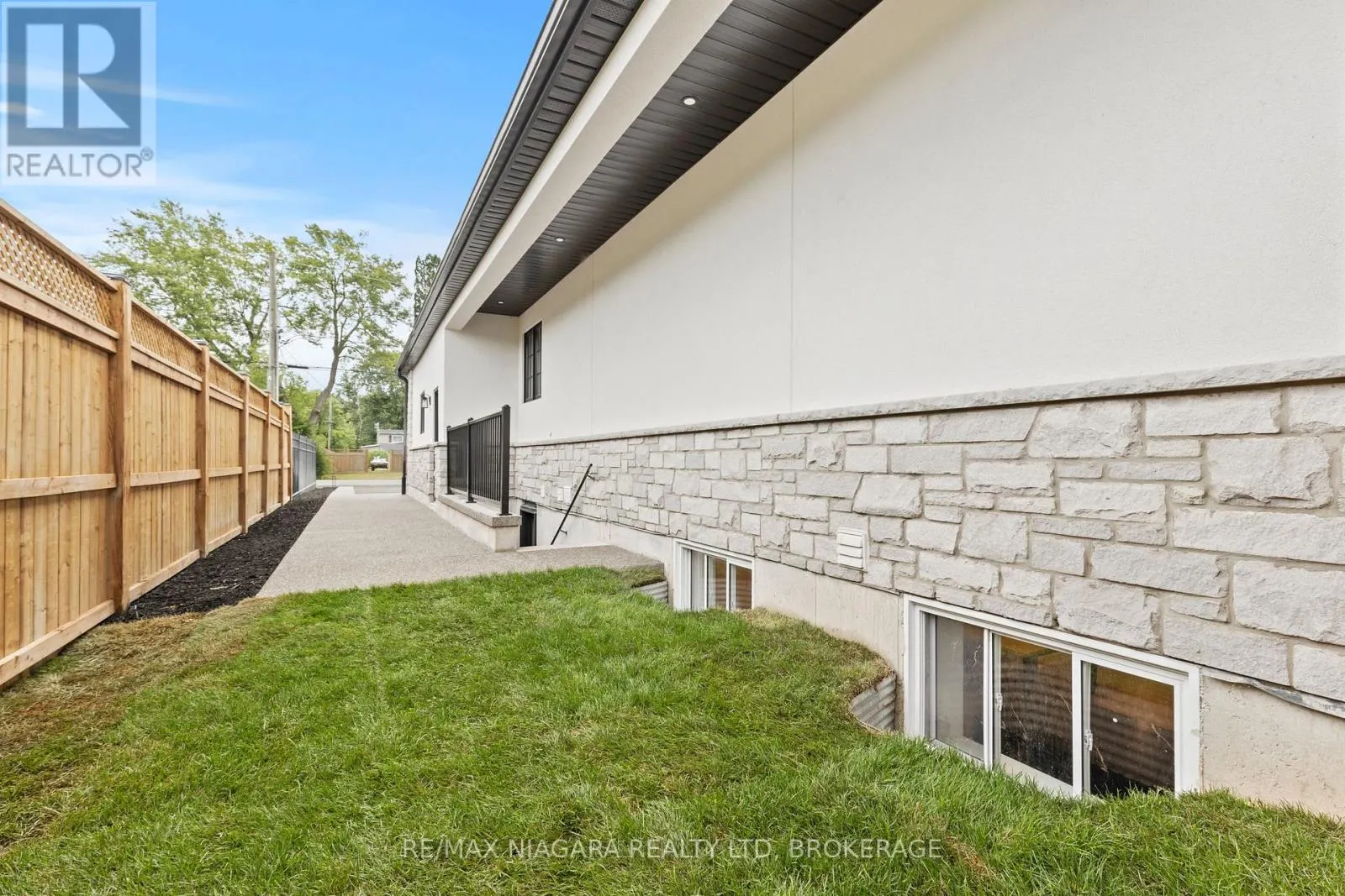 637 BUFFALO ROAD