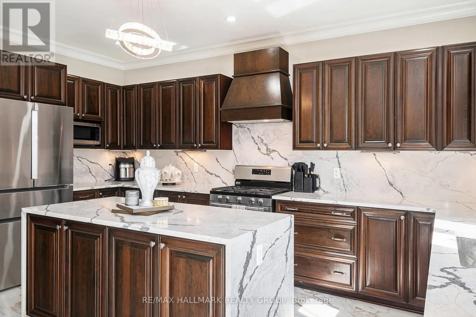 1015 WINTERSPRING RIDGE