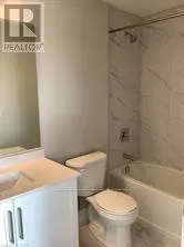 714 - 15 QUEEN STREET S